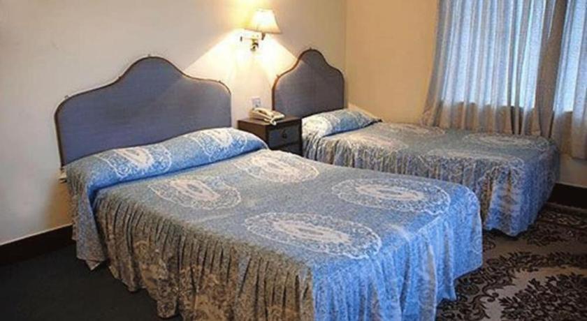 Fairmount Hotel Покхара Экстерьер фото